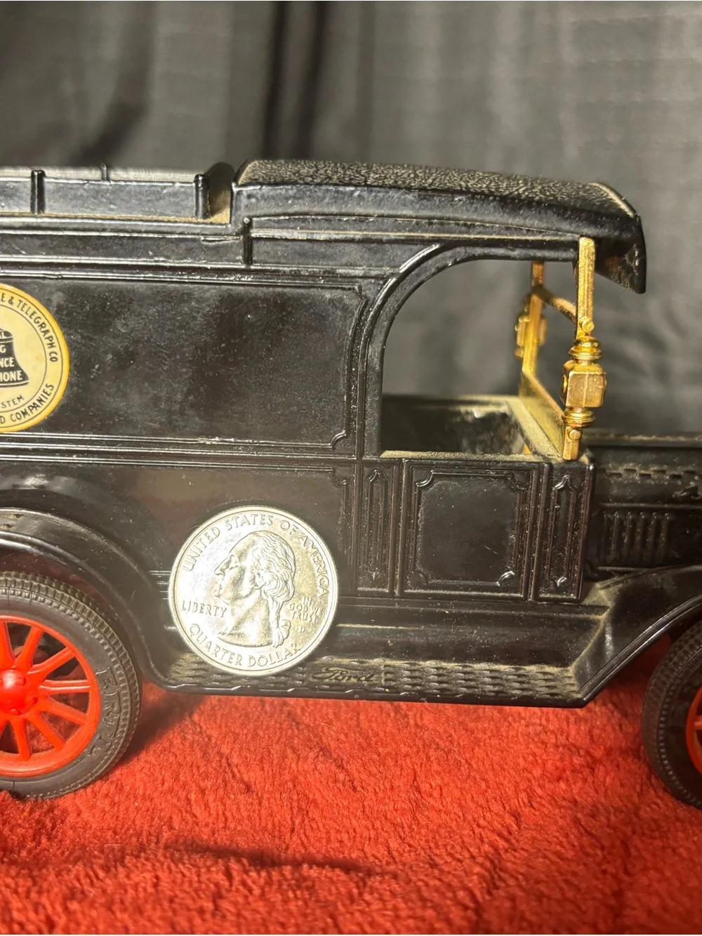 ERTL 1913 Model T Bank -Black and Red Vintage-Style